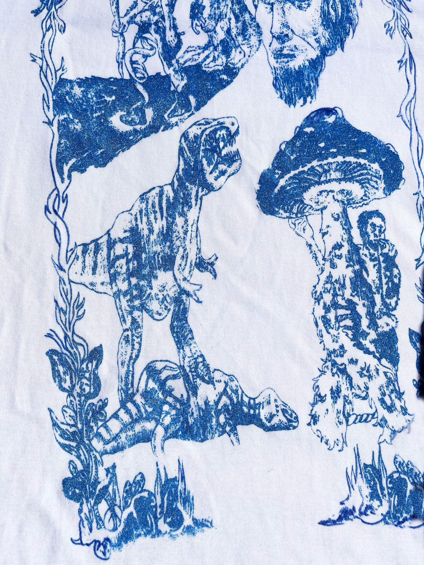 MEDIUM Evolution white tank top