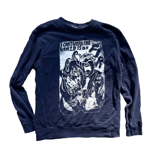 M/L I Can't Work the World is on Fire blue black long sleeve graphic tee 06